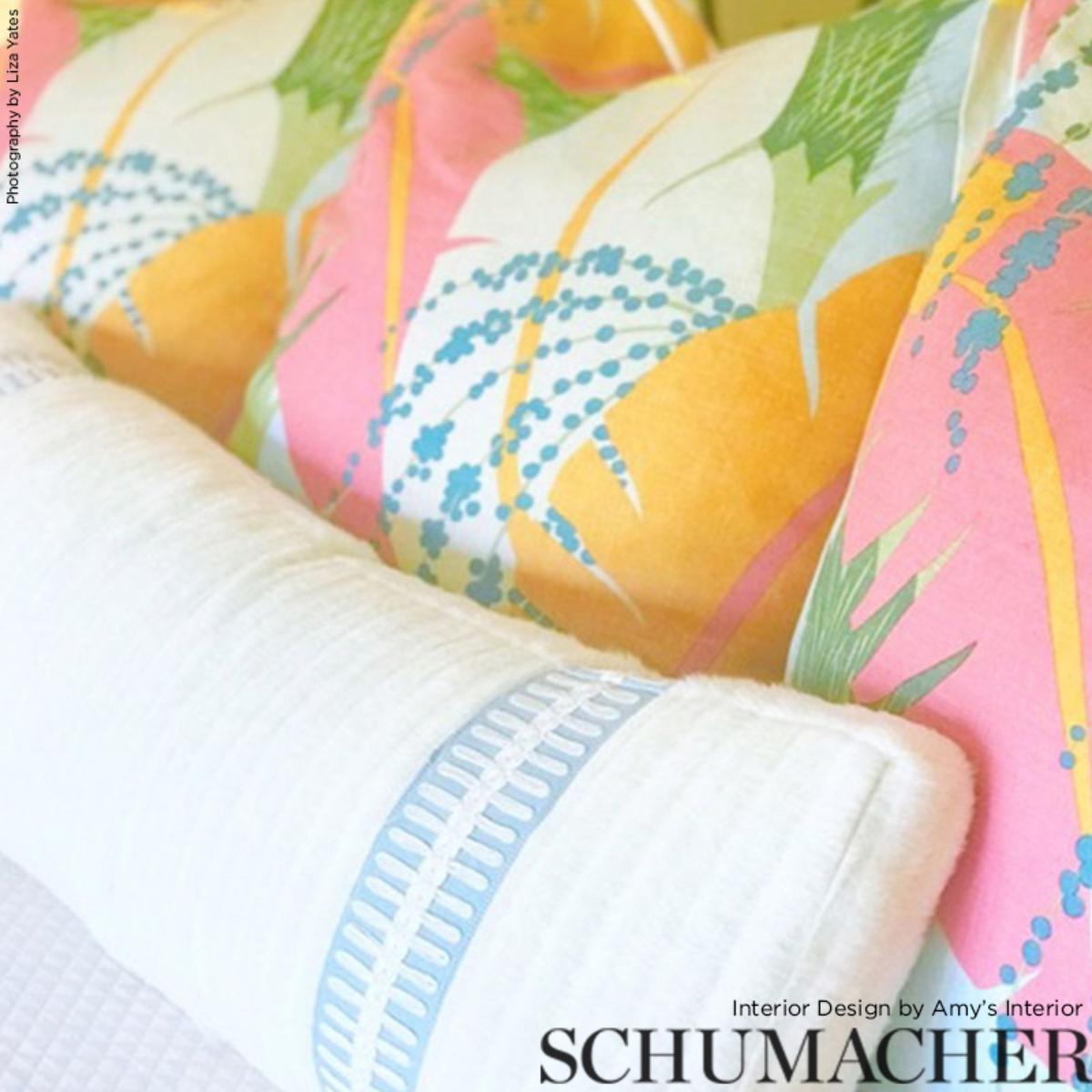 Ananas - Tropical Fabrics | Schumacher