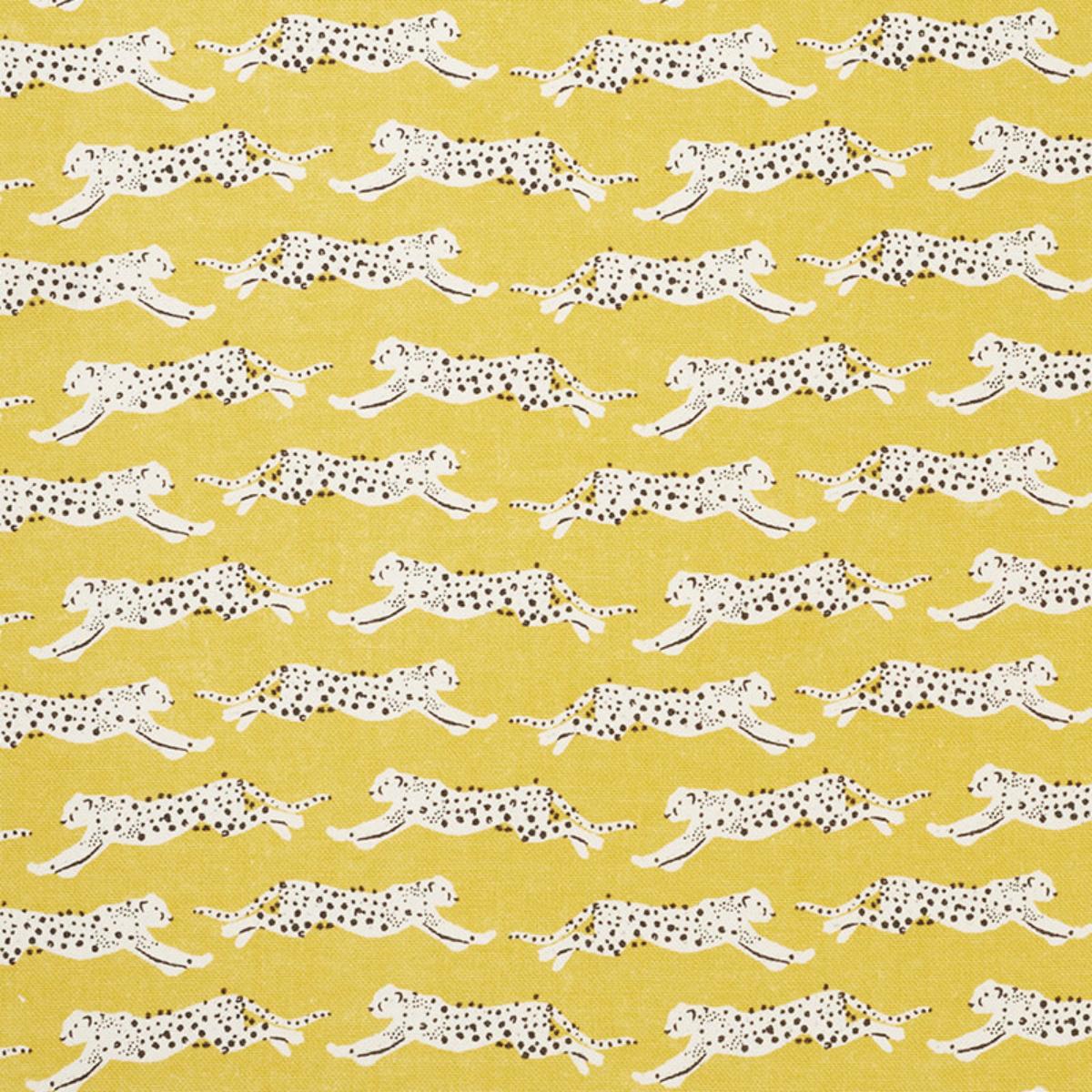 『 Yellow Leopard fam 』by Zuberi 60*60cm Oversized 16