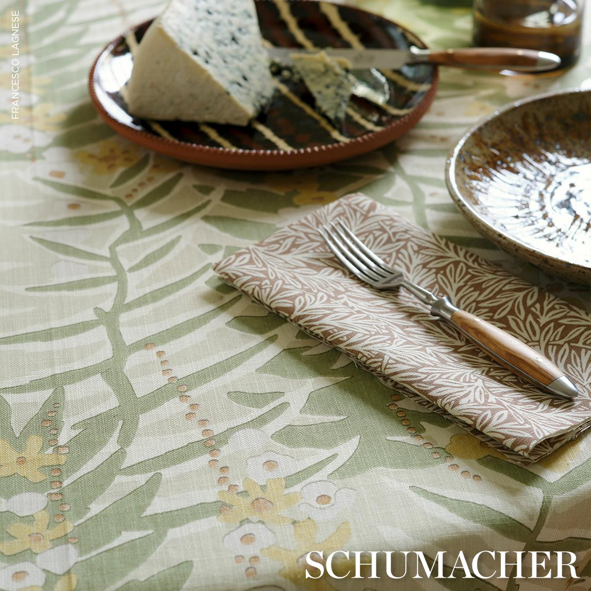 版画 mocha MEMORY Willow Leaf - Mocha Fabrics | Schumacher