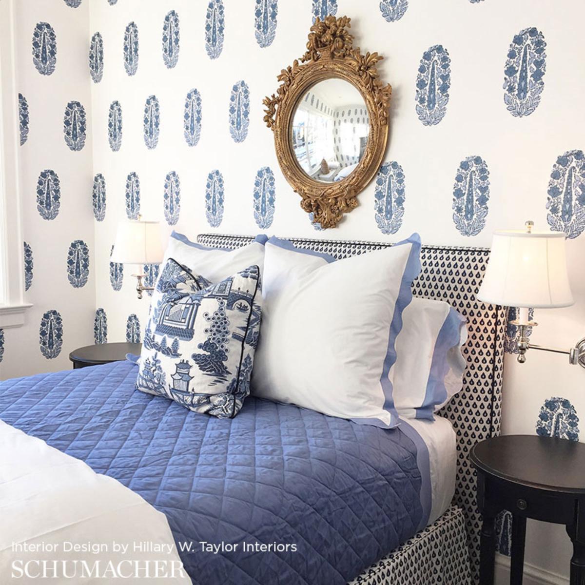 Askandra Flower - Delft Wallpapers | Schumacher