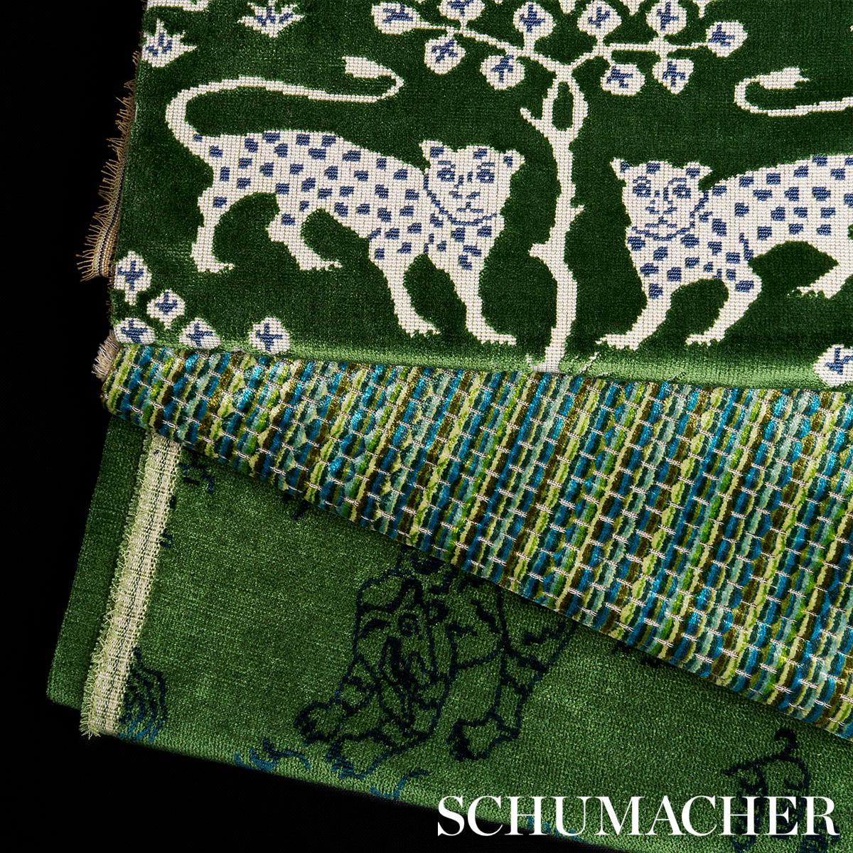 美品　Adeam Printed Floral Woodland サマー花柄 Wonderland Floral Velvet Fabric in Sapphire/Spinel/Emerald
